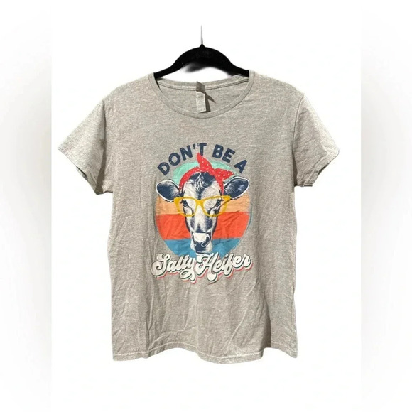 Gildan Tops - graphic tea